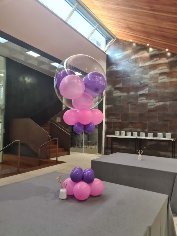 36″ Clear Bubble with Balloon Centerpiece on a stand