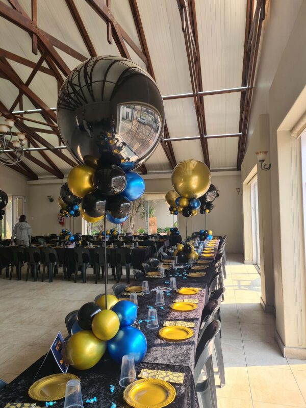 36″ Duo Standrad Balloon Centerpiece on a Stand